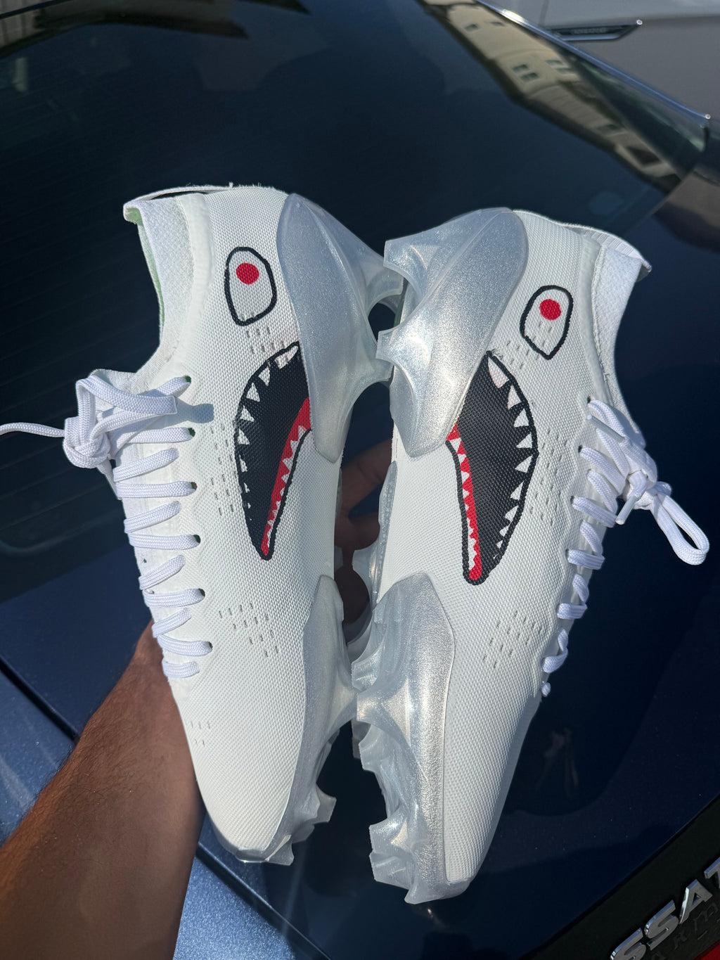 Apestaa Cleats